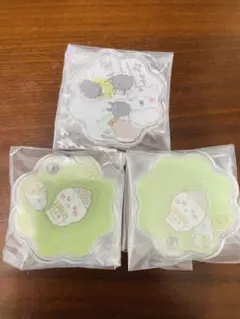 ちいかわ　きゃらシャカチャームグミ