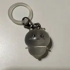 ちいかわ　めじるしアクセサリー　ちいかわA 輪っかver