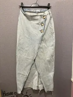 ZARA ライトブルーデニムタイトスカート