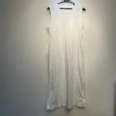 UNIQLOユニクロレディース ホワイト ノースリーブ ロングワンピース