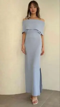 SNIDEL オフショルダー ライトブルーニットワンピース