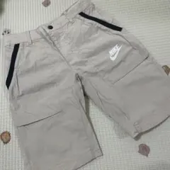 Nike ハーフパンツ ベージュ