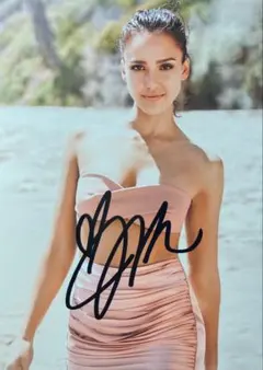 ミラ・ジョヴォヴィッチ 水着姿 直筆サイン入り写真 - メルカリ