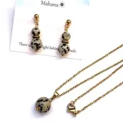 ダルメシアンジャスパー雪だるまピアス＆1粒ネックレス