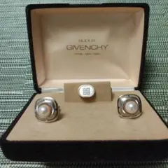 Item thumbnail for item 0ee4786a-b8f5-4007-adf8-bb9c3e7b0a2b