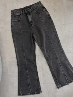 shein ブラックフレアジーンズ