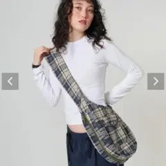 tina jojun ショルダーバッグのサムネイル