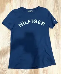 TOMMY HILFIGER ネイビーTシャツ　XS