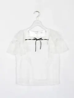 evelyn フリルクロスブラウス ドット | Mercari