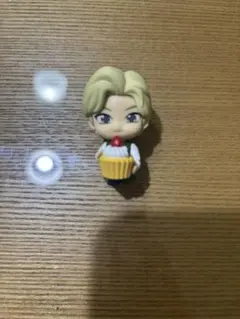 BTS タイニータン もぐもぐ隊 V 防弾少年団 テテ ミニフィギュア