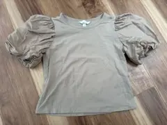 H＆M バルーン袖Tシャツ
