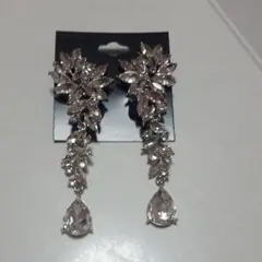 イヤリング　ウエディング