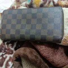 LOUIS VUITTON ダミエ ジッピーウォレット 長財布