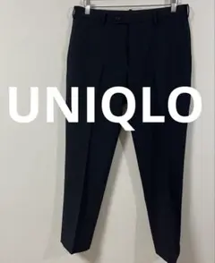 ユニクロ　UNIQLO　感動パンツ　ウエスト82cm ネイビー　美品　スラックスのサムネイル