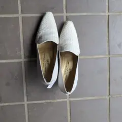 ✨【美品】✨ オッフェン pointed-DOILY パンプス 白 23.5 - メルカリ