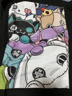 ニーアクロージング　カラフルキャラクターTシャツ XLサイズ