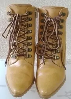 ベージュ レースアップ ブーティ 　編み上げ　ショートブーツ　キャメル　Sサイズ