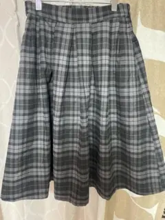 グレー系チェック フレアスカート ひざ丈
