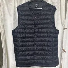 洗濯済　ユニクロ　ノーカラーウルトラライトダウンベストMサイズ