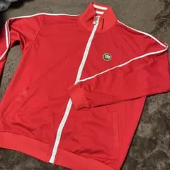 赤のジップアップジャケット フリーサイズ