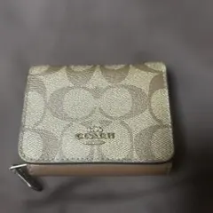 COACH 財布のサムネイル