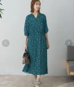 URBAN RESEARCH ROSSO ドットフラワーVネックワンピース