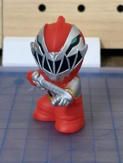 騎士竜戦隊リュウソウジャー　指人形　リュウソウレッド