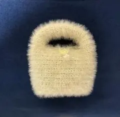 ファー風クリーム色ハンドバッグ　ハンドメイド
