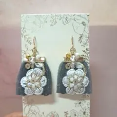 インド刺繍リボン ピアス