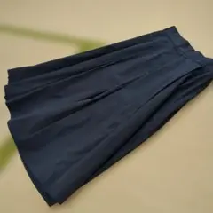 ギャザースカート　濃紺　Mサイズ 未使用に近いのサムネイル