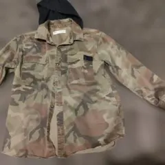 ZARA KIDS カモフラージュ柄 フード付きシャツ 128cmのサムネイル