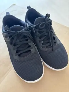 PUMA SOFTRIDEスニーカー