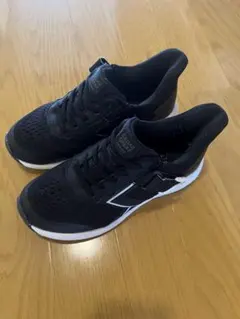 スパットシューズ　スニーカー