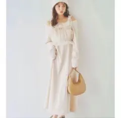 dazzlin チュールギャザービスチェカットワンピース アイボリー