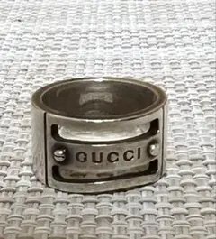 マ*オ様 GUCCI GGロゴ フープピアス 片耳用 シルバー - メルカリ