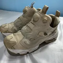 15 ちょっとシックに❗️リーボック インスタポンプフューリー