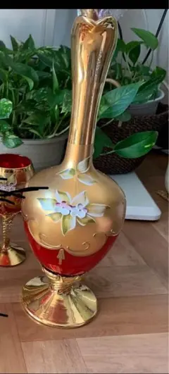 ベネチアングラス 金色と青色の陶器製花瓶 ベネチアングラス 金色と青色の陶器製花瓶 - メルカリ