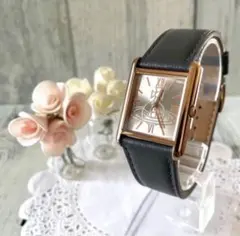 【美品】vivienne ヴィヴィアン 腕時計 ゴールド スクエア メンズ