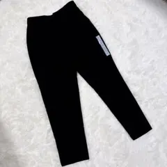 【新品タグ付き】GU 黒 スリムフィット テーパードパンツ スラックス XL