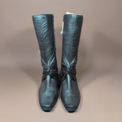 Item thumbnail for item 6369e2a3-305f-4080-b141-34eacb90987e