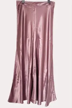 新品 ZARA サテンロングスカート　1/21まで