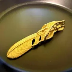 B27　真鍮フェザー　鷹の爪　ネックレス