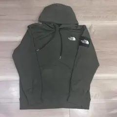 THE NORTH FACE フード付きパーカー Mサイズ オリーブ 値下げOKのサムネイル