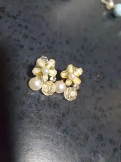 パールピアス ピアス