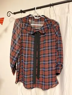 ⭐️レディース　チェック柄ブラウス（リボン付き）