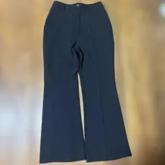 GU 黒 フレアパンツ タック　Mサイズ