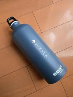SUKALAとSIGGのコラボボトル LAVA