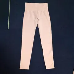 ユニクロエアリズムシームレスレギンス　Mサイズ