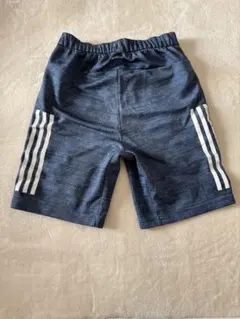 adidasハーフパンツ　150センチ