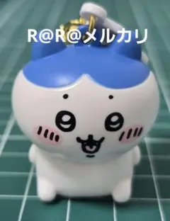韓国限定　ちいかわ　ハチワレ　フィギュアキーホルダー　フィギュアキーリング